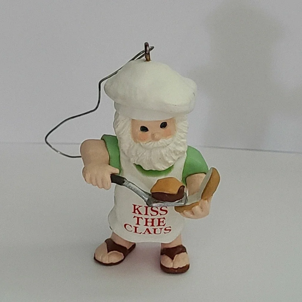 Hallmark 1988 Kiss The Claus Keepsake Christmas‎ Tree Ornament Barbeque santa